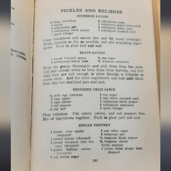 Modern Priscilla Cook Book One Thousand Home Tested Recipes Copyright 1928 - Picture 8 of 10
